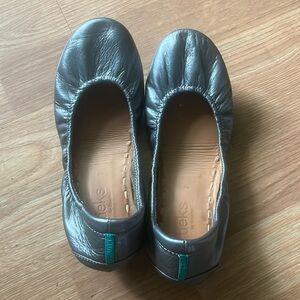 Tieks, size 7, Metallic Pewter